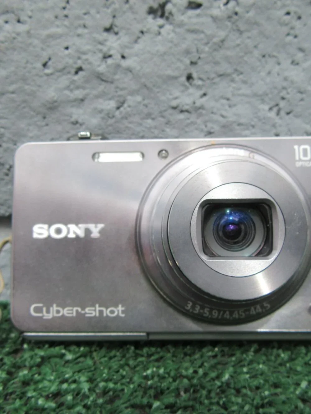 Sony Cyber-Shot DSC-WX150 Silver Digital Camera w/ New Battery & Charger